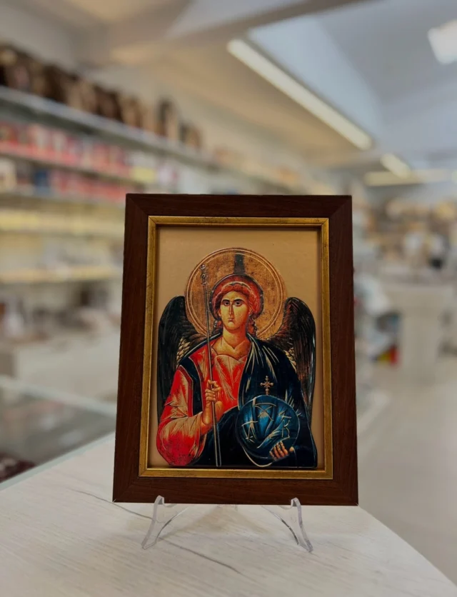 29 września Kościół wspomina Świętych Archaniołów: Michała, Gabriela i Rafała 🌿Niech Ich wspomnienie będzie zachętą, by jeszcze mocniej zaufać Bożej opiece, powierzyć Mu swoje troski i z wdzięcznością spojrzeć na drogę, którą nas prowadzi każdego dnia 🤍#wspomnienie #archaniołowie #michal #gabriel #rafal